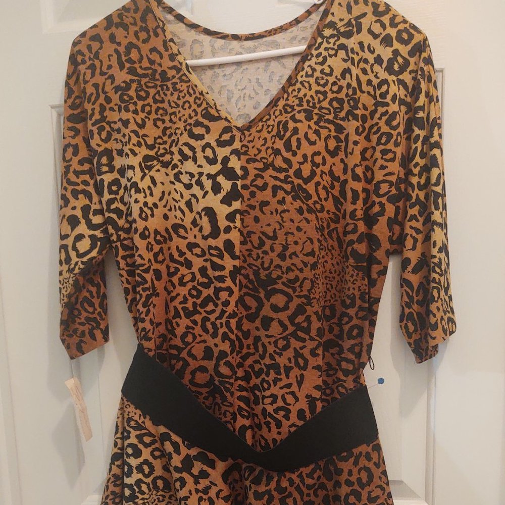 Original Sugar NWT 70's Cheetah print dress with detachable peplum in size 16W.